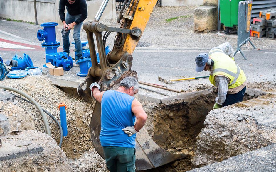 comment déboucher un lavabo Roinville